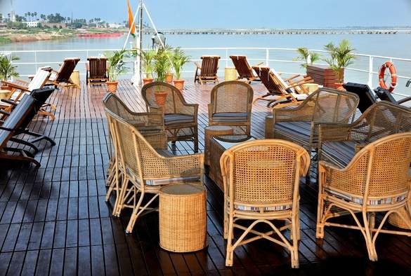 Rajmahal sundeck deating.jpg